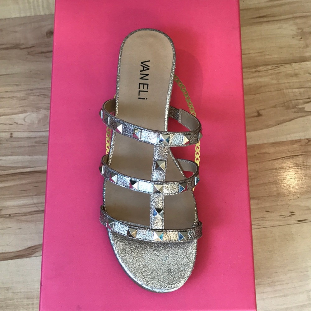 sandal